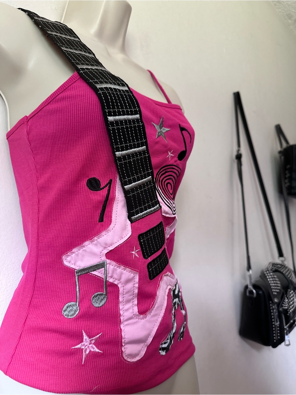 Hot Pink Music Graphic Tank Top - Picture 4 of 7
